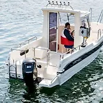 10 Person In Hébergement de vacances Misund